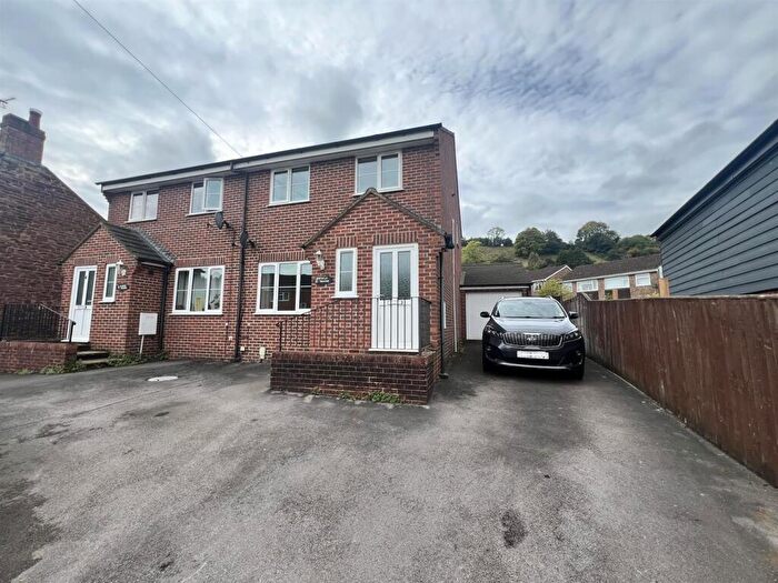 3 Bedroom Semi-Detached House For Sale In Silver Street, Mitcheldean, GL17