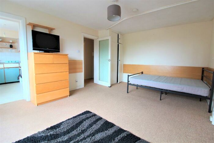 1 Bedroom Flat To Rent In Cromwell Road, Hove, BN3