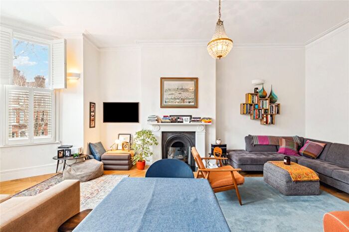 1 Bedroom Flat For Sale In Castellain Road, London, W9