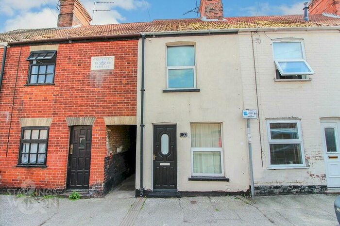 3 Bedroom Terraced House To Rent In Roman Road, Lowestoft, NR32