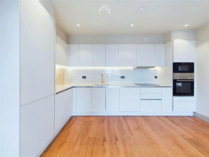 1 Bedroom Flat To Rent In The Sessile, London, N17