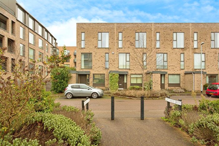 3 Bedroom Property To Rent In Clay Farm Drive, Trumpington, Cambridge, CB2