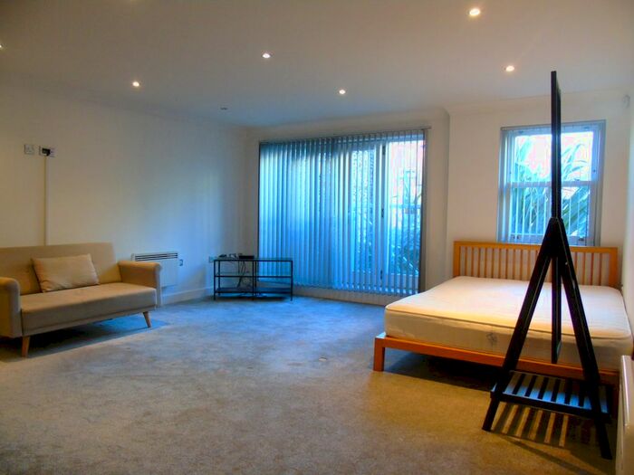 Studio To Rent In Sussex Street, Winchester, SO23