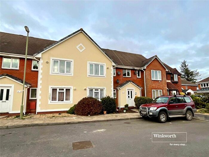 2 Bedroom Maisonette To Rent In Bramshaw Way, Barton On Sea, Hampshire, BH25