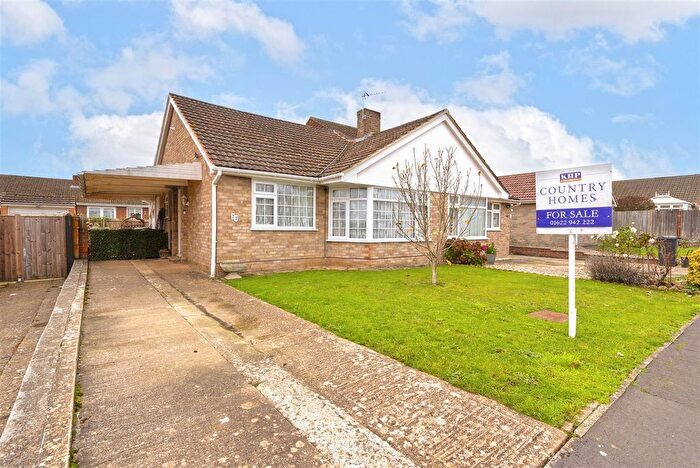 2 Bedroom Bungalow For Sale In Eynsford Road, Maidstone, ME16