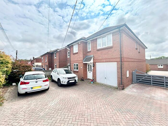 4 Bedroom House To Rent In Lower Northam Road, Hedge End, Southampton, SO30