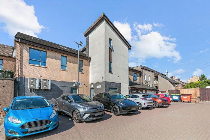 1 Bedroom Flat For Sale In Linlee Court, Airdrie, ML6