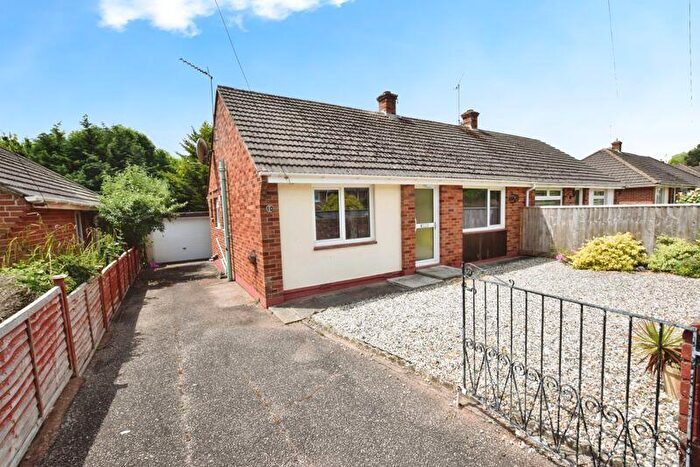2 Bedroom Semi-Detached Bungalow For Sale In Mayfield Road, Pinhoe, Exeter, EX4