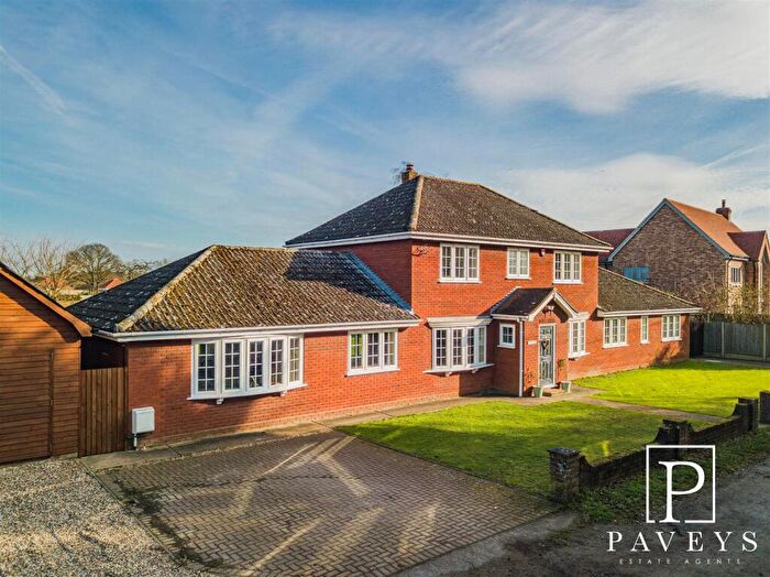4 Bedroom Detached House For Sale In Wenlock Road, Weeley Heath, CO16