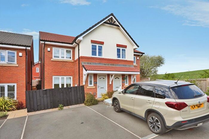 3 Bedroom Semi-Detached House For Sale In Coal Crescent, Treeton, Rotherham, S60