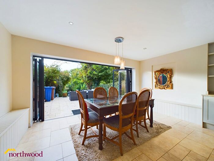 2 Bedroom Cottage To Rent In Bonds End Lane, Sibford Gower, OX15