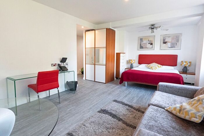 Studio To Rent In Old Brompton Road, South Kensington, London, SW7