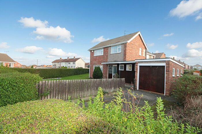 2 Bedroom Semi Detached House For Sale In Bishopdale Avenue, Blyth, NE24