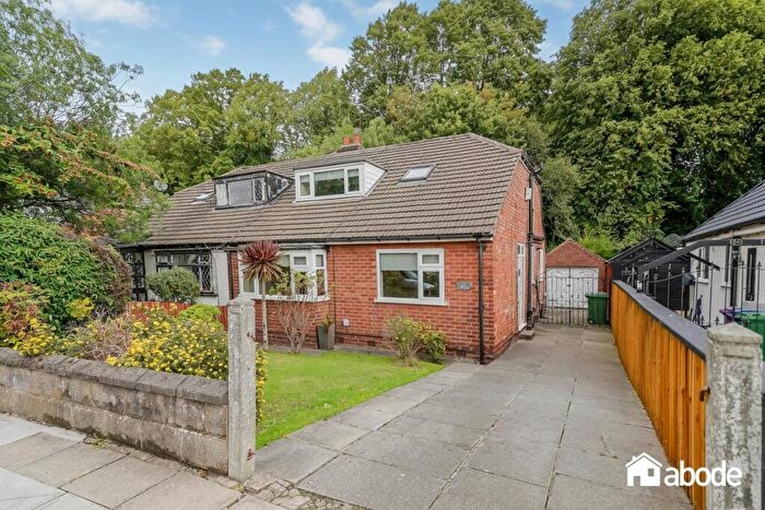 3 Bedroom Semi-Detached Bungalow For Sale In Station Road, Woolton, Liverpool, L25