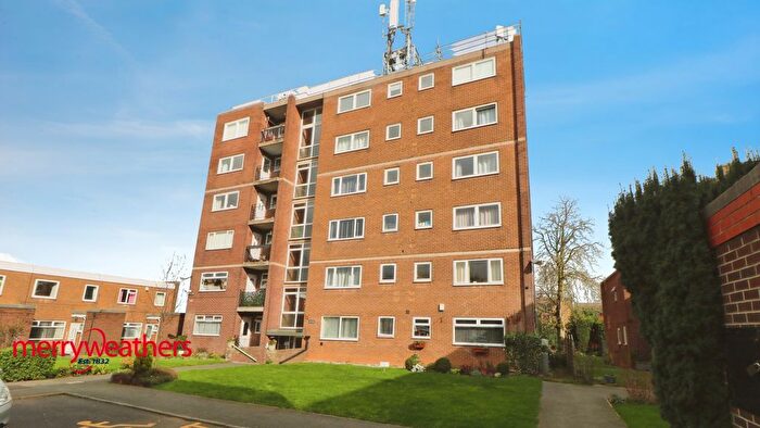 1 Bedroom Flat For Sale In Doncaster Road, Rotherham, S65