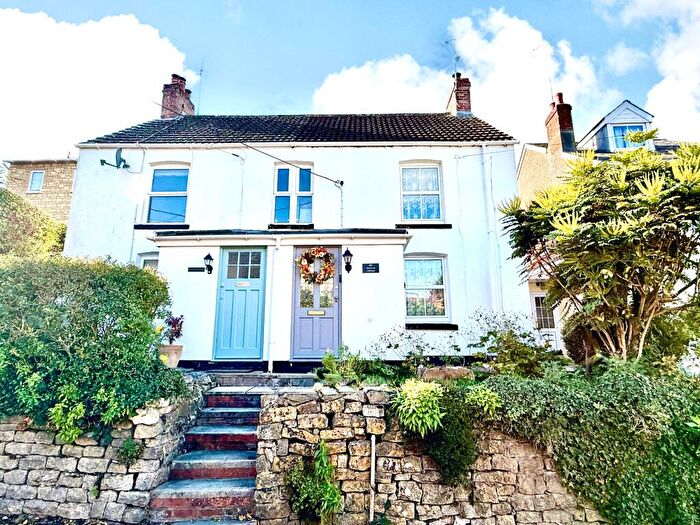 2 Bedroom Semi-Detached House For Sale In Priors Hill, Wroughton, Swindon, SN4