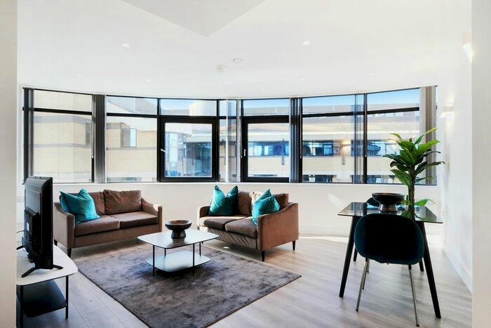 2 Bedroom Flat To Rent In Akron House, New Horizons Court, TW9