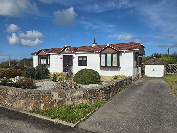 2 Bedroom Park Home For Sale In Otterham, Camelford, PL32