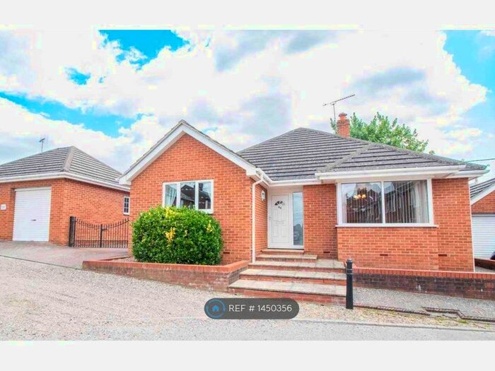 3 Bedroom Bungalow To Rent In Harvey Street, Halstead, CO9