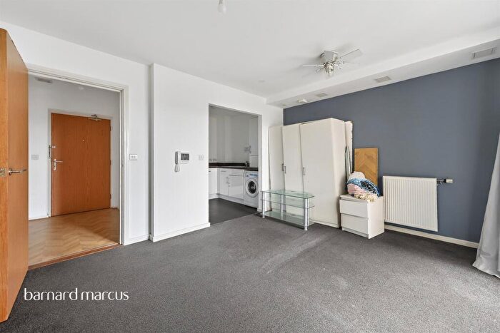 1 Bedroom Apartment For Sale In London Road, Croydon, CR0