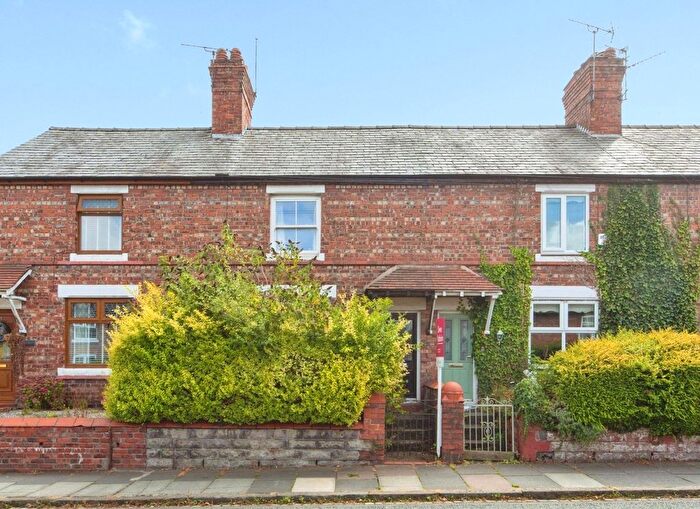 3 Bedroom Terraced House For Sale In The Rake, Bromborough, Wirral, Merseyside, CH62
