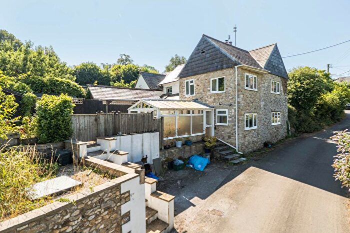 2 Bedroom Semi-Detached House For Sale In Combpyne, Axminster, Devon, EX13