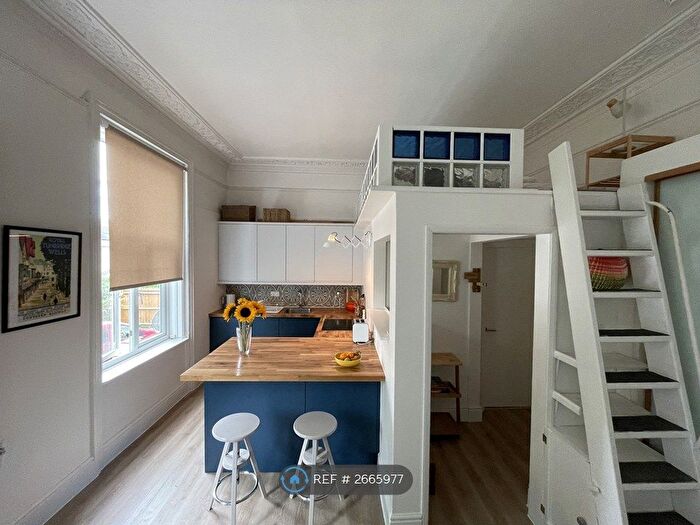 Studio To Rent In Upper Grosvenor Road, Tunbridge Wells, TN1