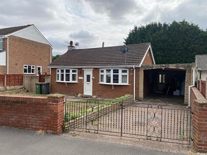 2 Bedroom Detached Bungalow For Sale In Power Station Road, Stourport-On-Severn, DY13