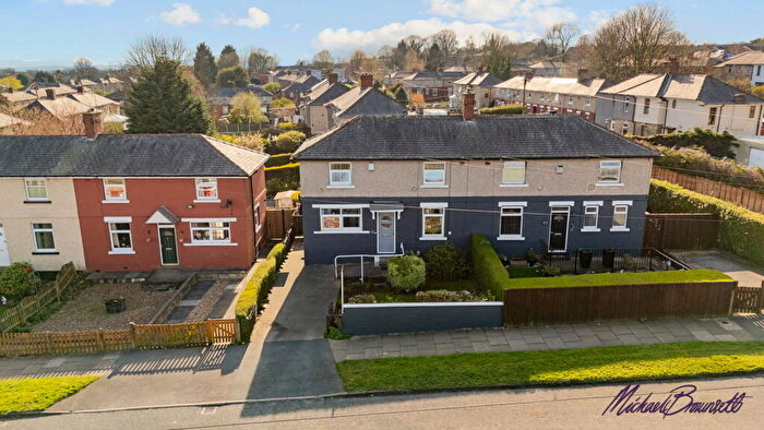3 Bedroom Semi Detached House For Sale In Smith Avenue, Bradford, BD6