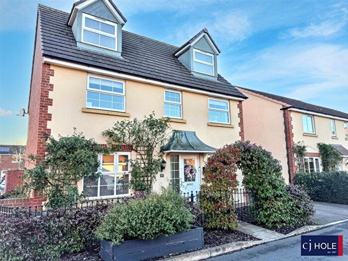 5 Bedroom Detached House For Sale In Fauld Drive, Kingsway, Gloucester, GL2