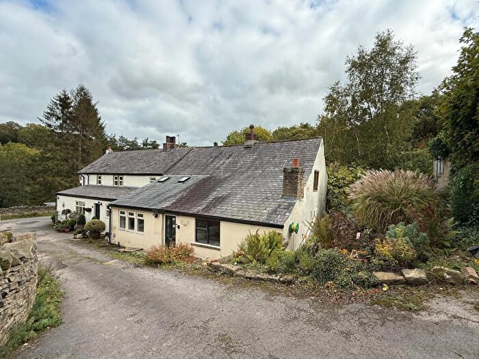 3 Bedroom Semi-Detached House For Sale In Cote Close (off Dam Hill), Shelley, Huddersfield, HD8