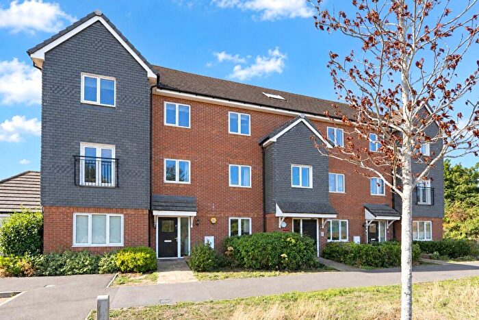 2 Bedroom Apartment For Sale In Oregano Court, Didcot, Oxfordshire, OX11