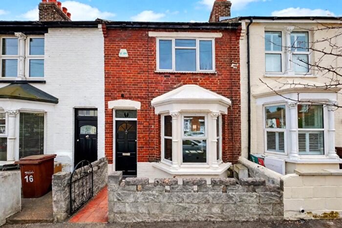 3 Bedroom Terraced House For Sale In Cavendish Avenue, Gillingham, Kent, ME7