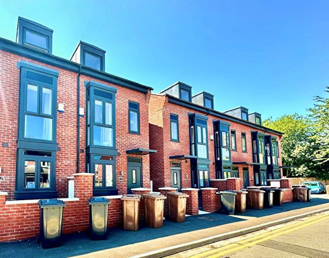 3 Bedroom Town House For Sale In Woodstock Street, Lincoln, LN1