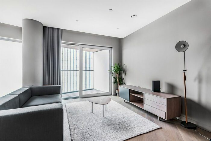 Studio To Rent In No., Upper Riverside, Cutter Lane, Greenwich Peninsula, SE10