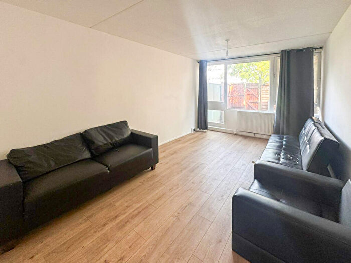 5 Bedroom Apartment To Rent In Latimer, Beaconsfield Road, London, SE17