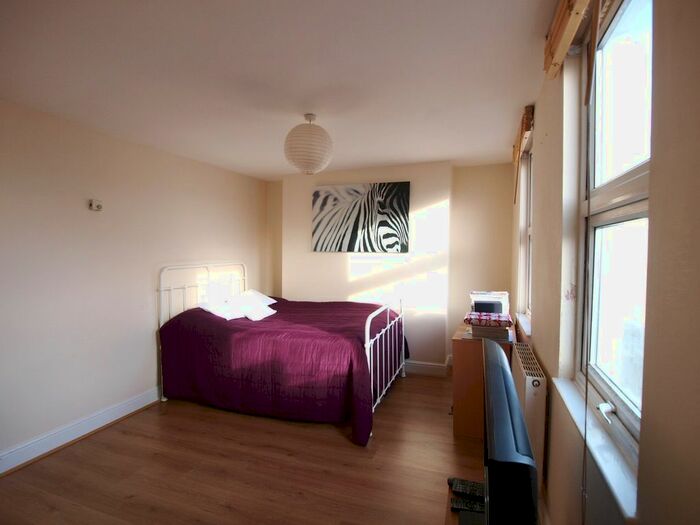 1 Bedroom Studio To Rent In Plender Street, Camden, NW1