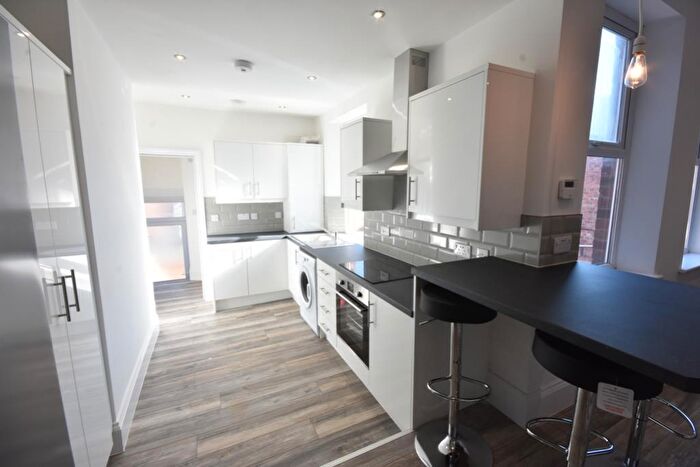 4 Bedroom Maisonette To Rent In Forsyth Road, Jesmond, NE2