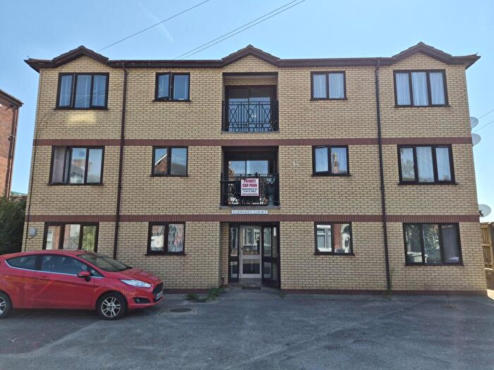 1 Bedroom Flat For Sale In Flat Guernsey Court, Robin Hood Road, Skegness, Lincolnshire, PE25