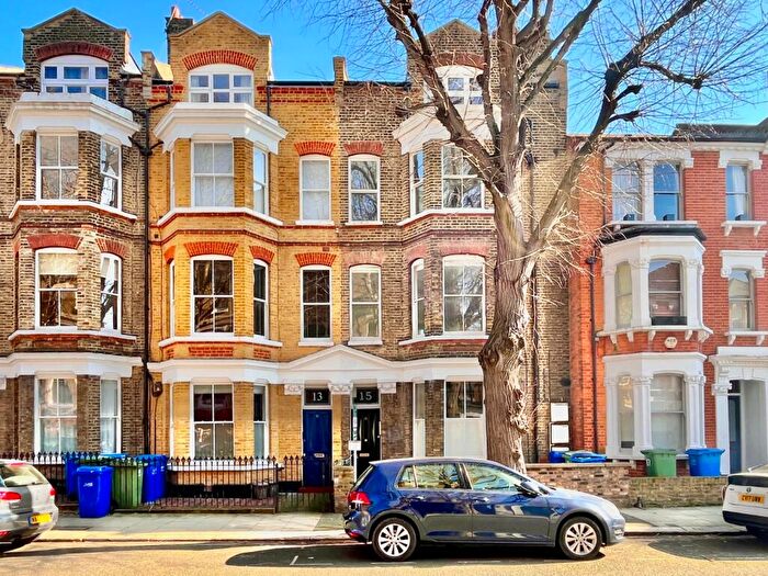 1 Bedroom Terraced House For Sale In Austral Street, Kennington, London, SE11