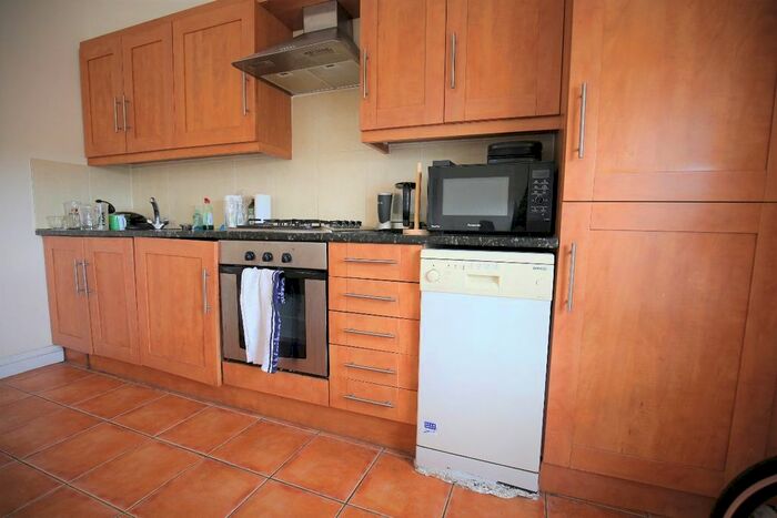 2 Bedroom Flat To Rent In Fortess Road, London, NW5