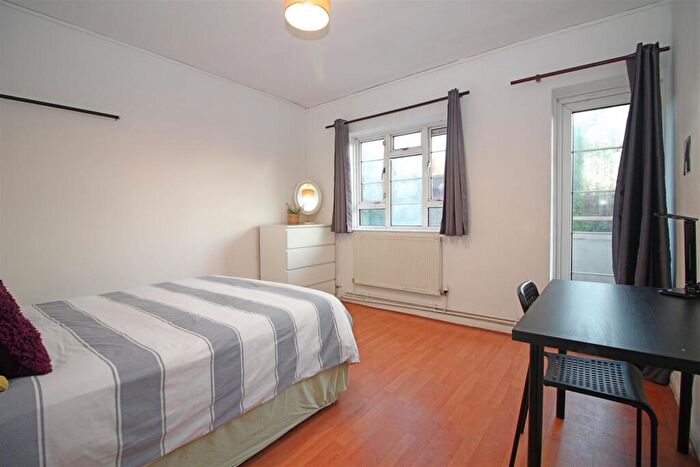 5 Bedroom Flat To Rent In Vallance Road, London, E1