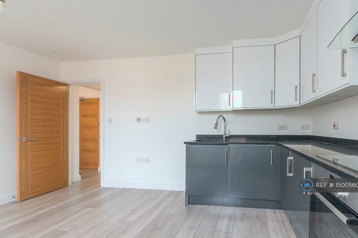 2 Bedroom Flat To Rent In Trevor Street, Bedford, MK40