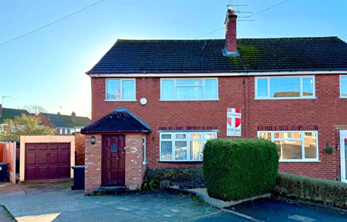 3 Bedroom Semi Detached House For Sale In Ryland Close, Halesowen, B63
