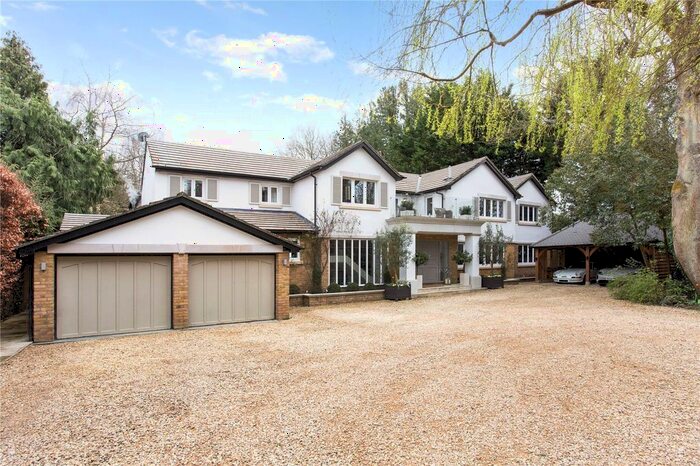 6 Bedroom Detached House For Sale In Ferry Lane, Medmenham, Marlow, Buckinghamshire, SL7