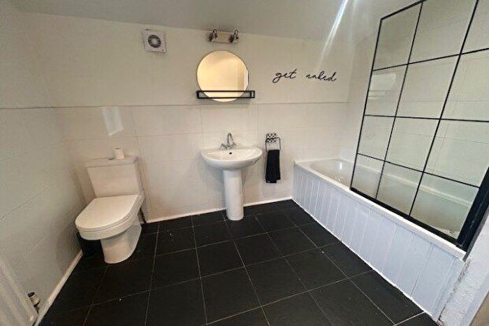 2 Bedroom End Of Terrace House To Rent In Park Road, Poulton-Le-Fylde, FY6
