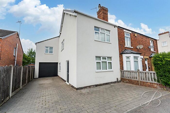 4 Bedroom End Of Terrace House For Sale In Common Road, Huthwaite, Sutton-In-Ashfield, NG17