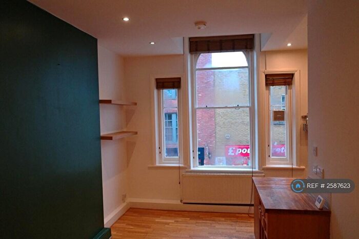 2 Bedroom Flat To Rent In Westow Hill, London, SE19