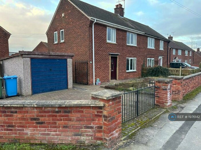 3 Bedroom Semi-Detached House To Rent In Dadley Road, Worksop, S81