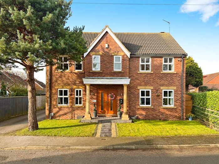 5 Bedroom Detached House For Sale In The Ridings, North Ferriby, HU14